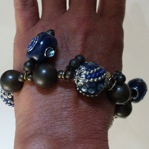 Chico's Beautiful large beads stretch fit bracelet.